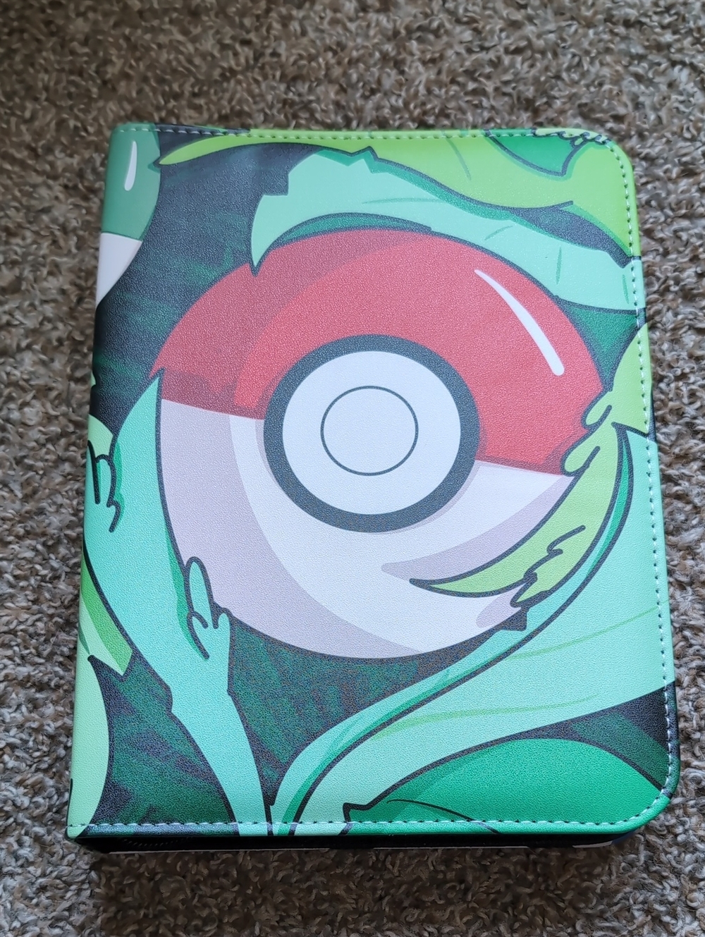 Jungle Leaf Pokeball Zippered Pokemon Binder